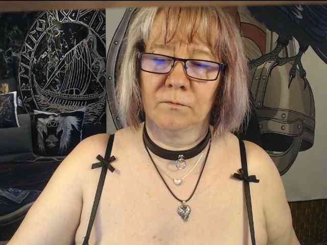 90dTitten webcam