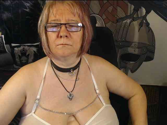 90dTitten webcam