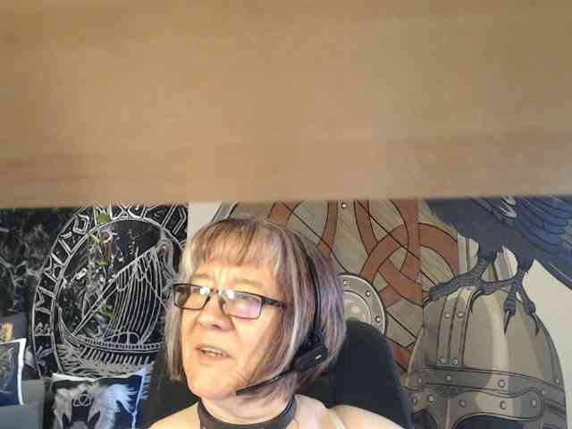 90dTitten webcam