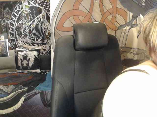 Model: 90dTitten