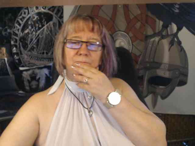 90dTitten webcam