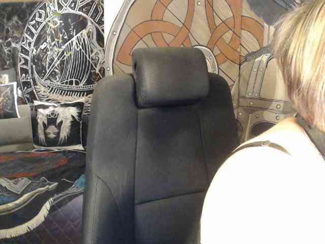 90dTitten webcam