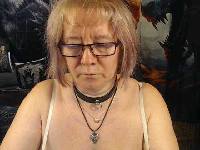 90dTitten webcam