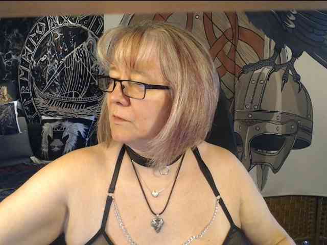 90dTitten webcam