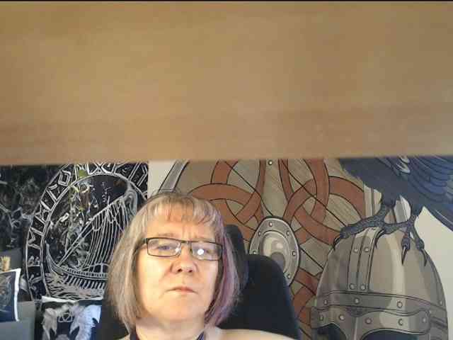 90dTitten webcam