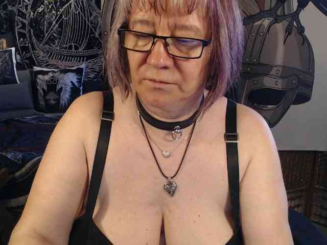 90dTitten webcam