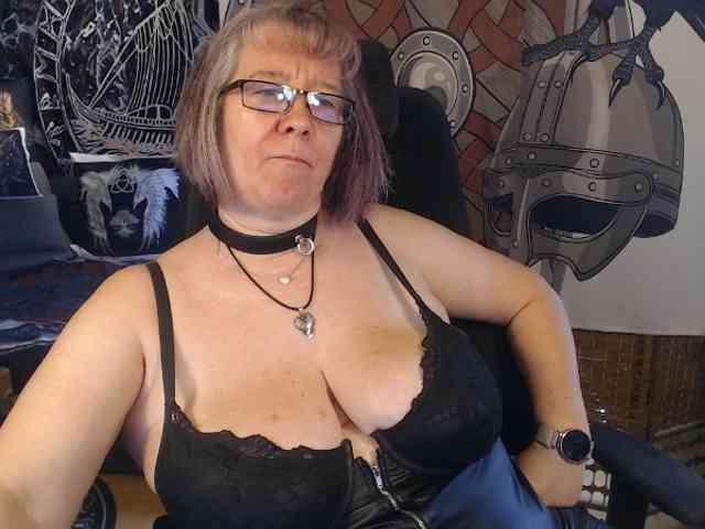 Model: 90dTitten