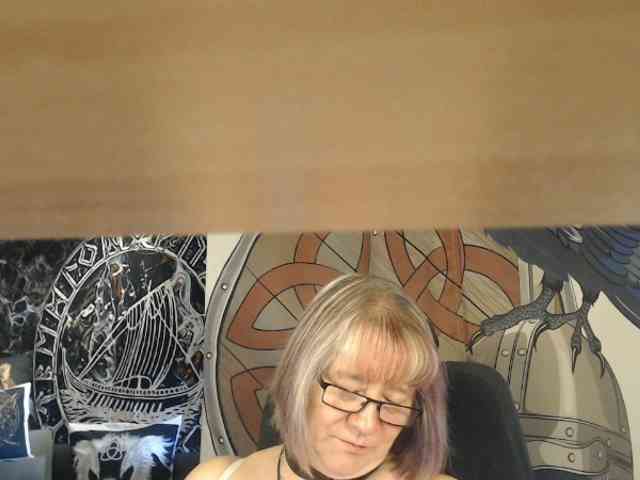 90dTitten webcam