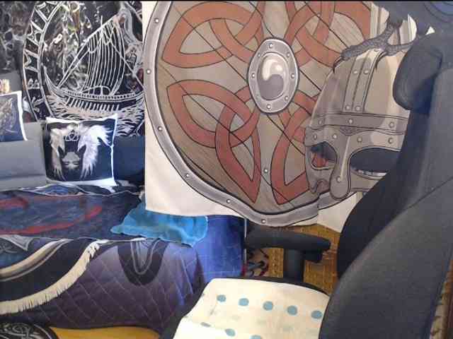 90dTitten webcam
