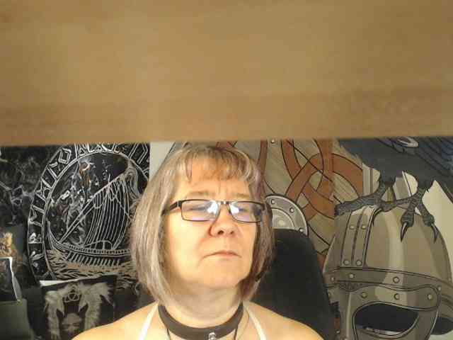90dTitten webcam