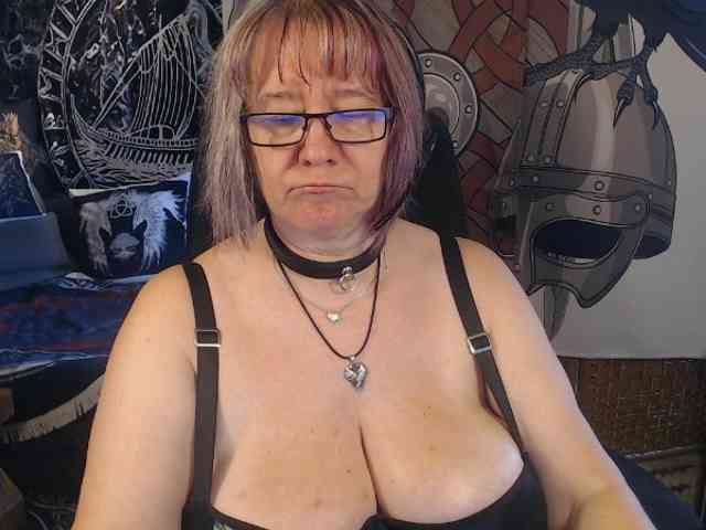 90dTitten webcam