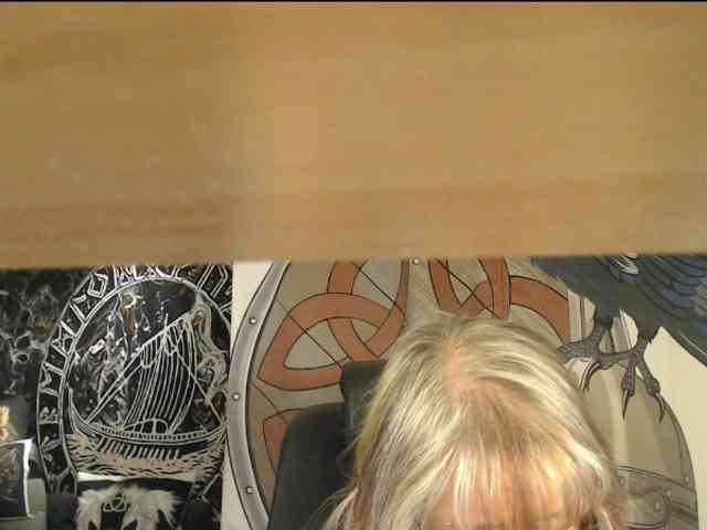 90dTitten webcam