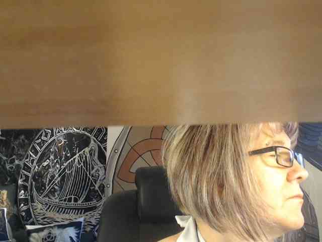 90dTitten webcam