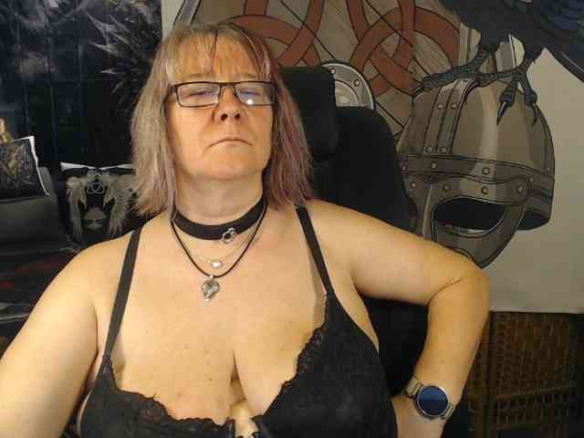 90dTitten webcam