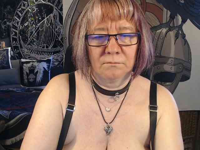 90dTitten webcam