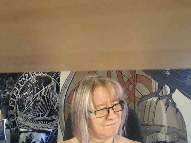 90dTitten webcam