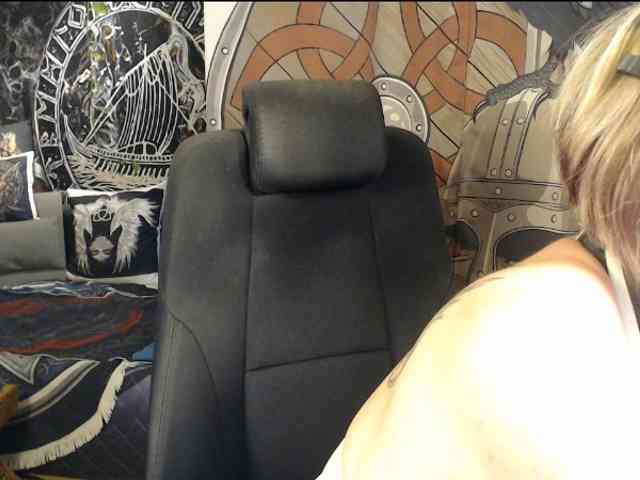 90dTitten webcam