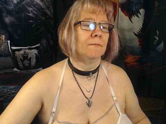 Model: 90dTitten