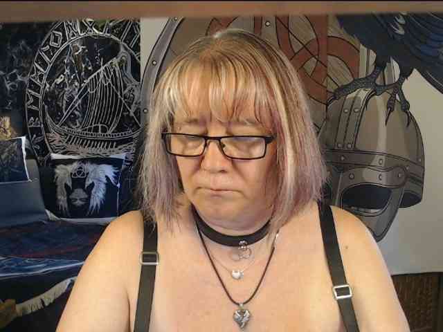 Model: 90dTitten