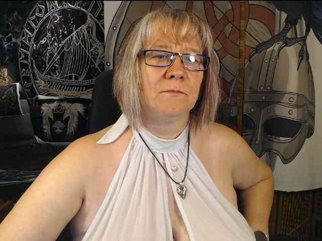 90dTitten webcam