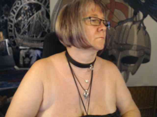 Model: 90dTitten