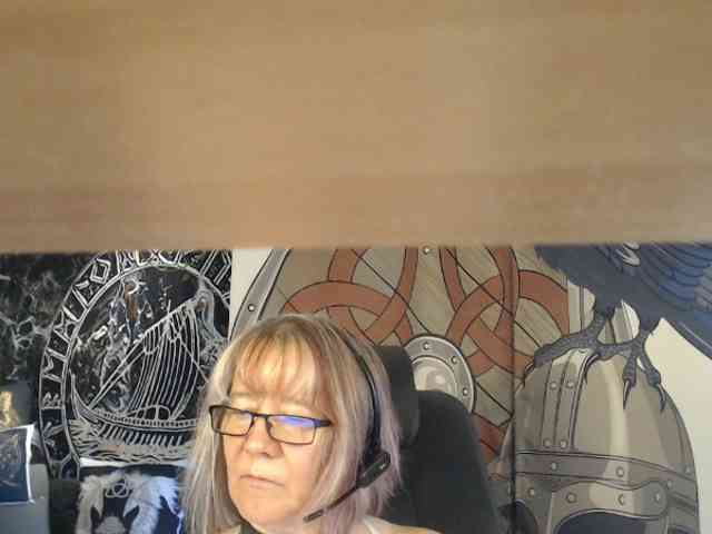 90dTitten webcam