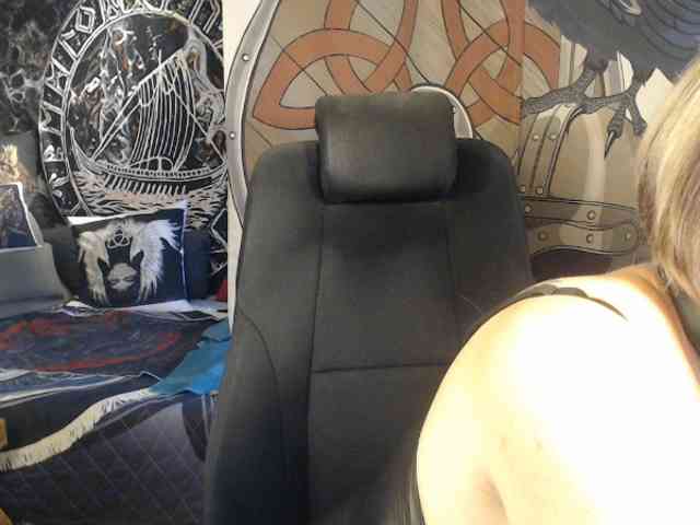 90dTitten webcam