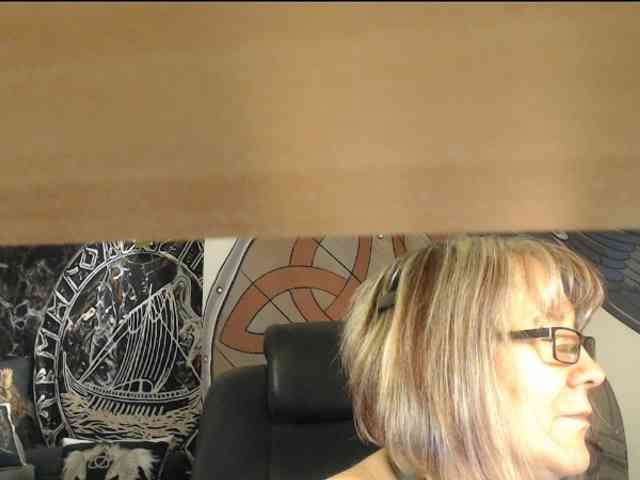 90dTitten webcam
