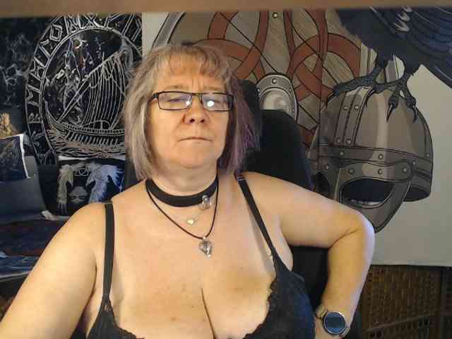 Model: 90dTitten