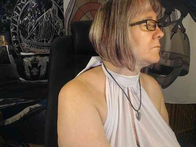 90dTitten webcam