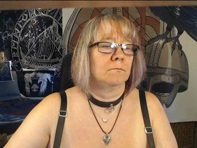 Model: 90dTitten