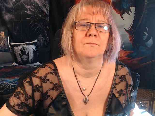 Model: 90dTitten