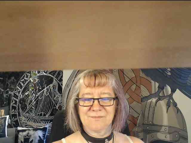 90dTitten webcam