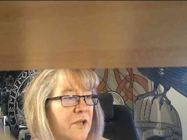 90dTitten webcam