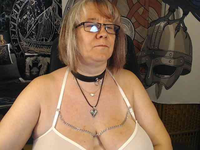 Model: 90dTitten