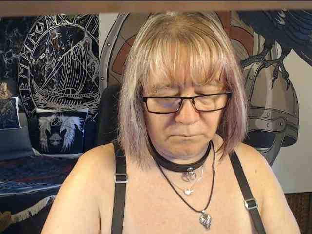 Model: 90dTitten
