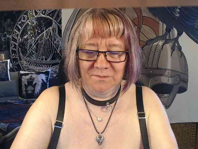 90dTitten webcam