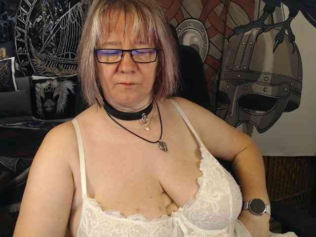 Model: 90dTitten