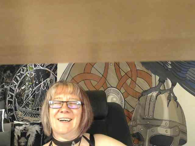 90dTitten webcam