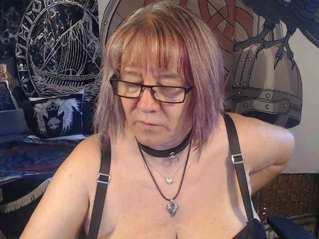 90dTitten webcam