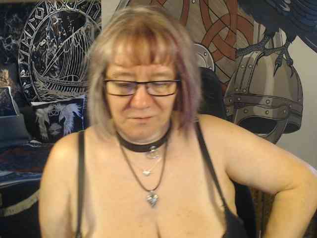 90dTitten webcam