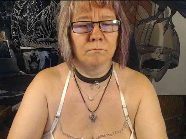 90dTitten webcam