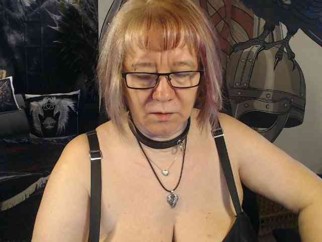 90dTitten webcam