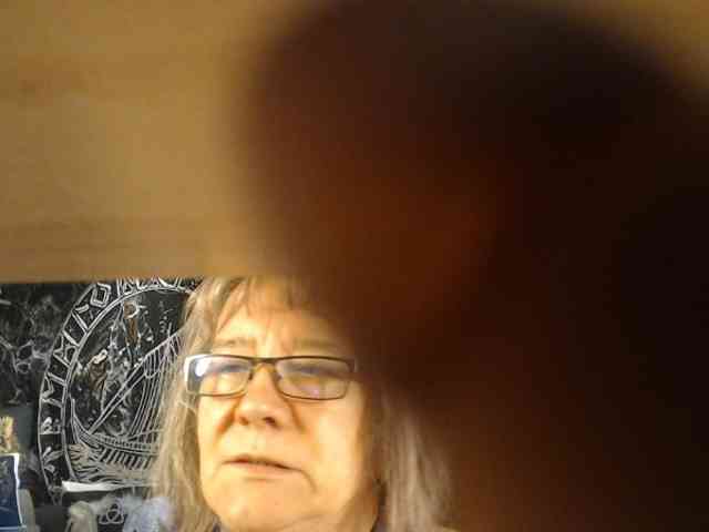 90dTitten webcam
