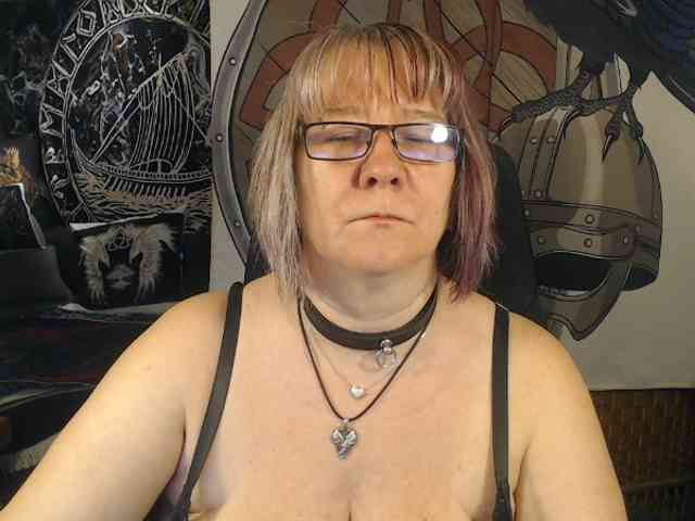 90dTitten webcam