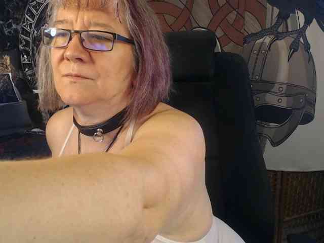 90dTitten webcam