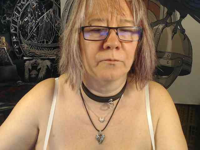 90dTitten webcam