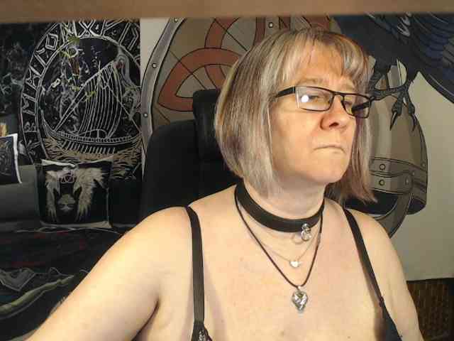 90dTitten webcam