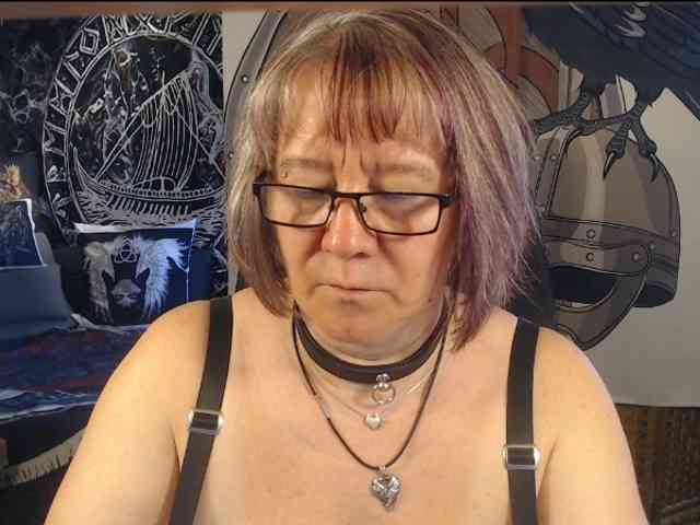 90dTitten webcam