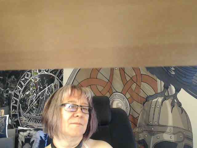 90dTitten webcam